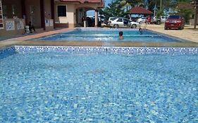 Faris'S Homestay & Resort